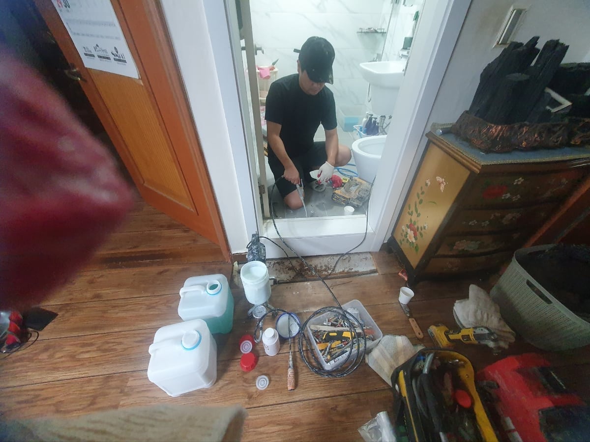서울 중구 충무로2가 누수탐지 양변기 배수 욕실 문턱 바닥 물샘 작업 자료